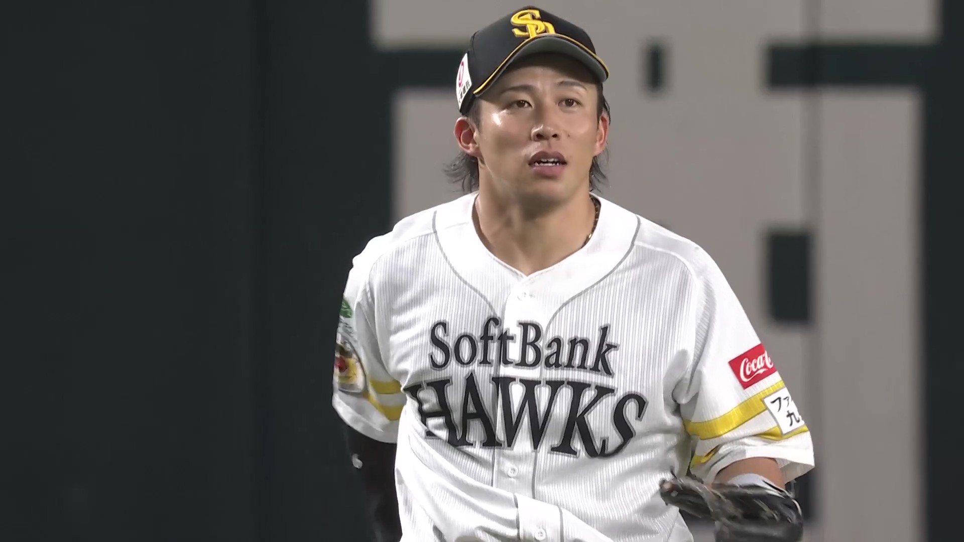 【5回表】ホークス・野村勇 難しいバウンドの打球に反応よく合わせてアウトを奪う!! 2026年6月12日 福岡ソフトバンクホークス 対 東京ヤクルトスワローズ