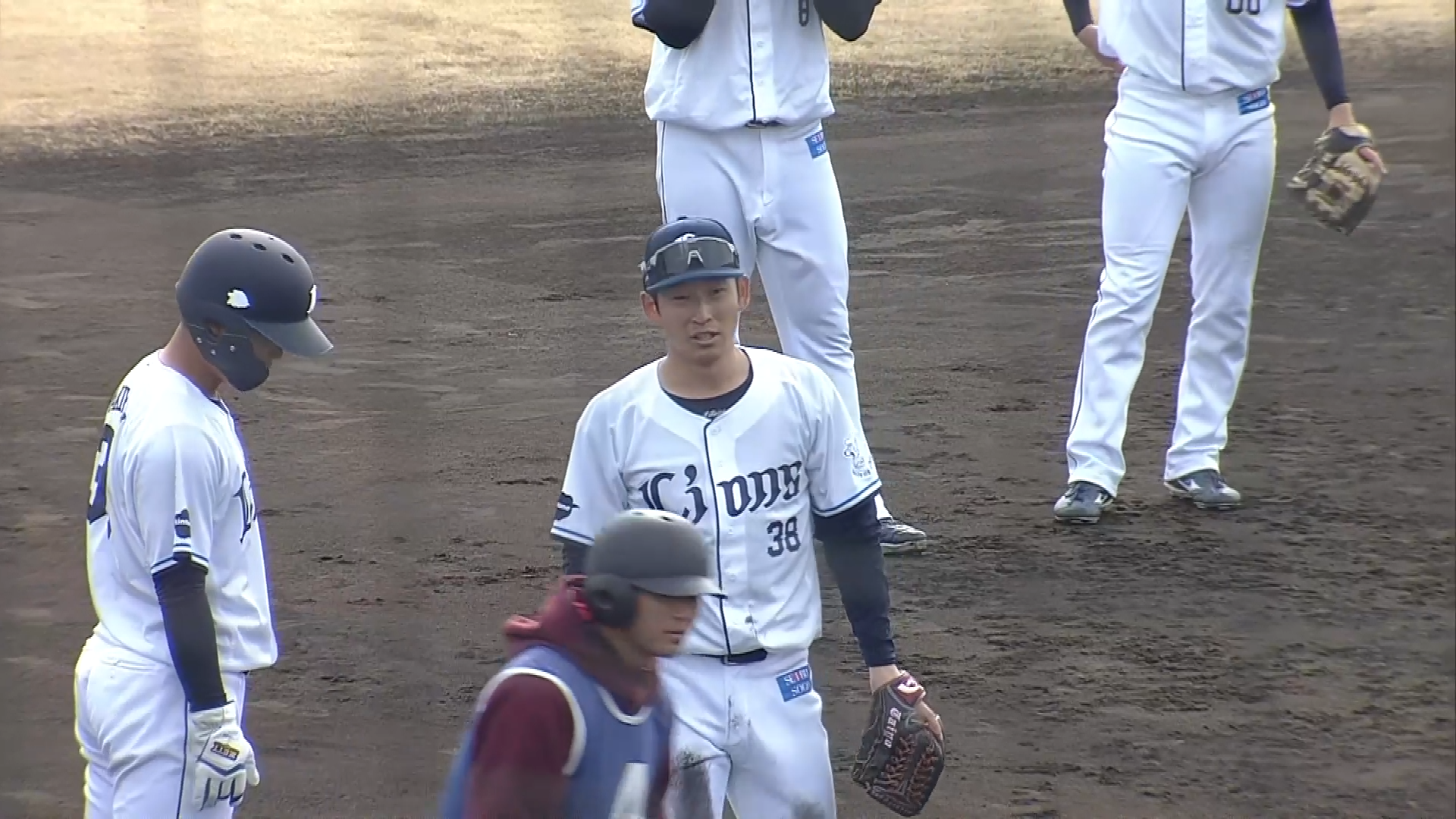 【春季キャンプ】シーズンなら超ビッグプレー!! ライオンズ・佐藤太陽が見事なバックアップ!! 2026年2月10日 埼玉西武ライオンズ