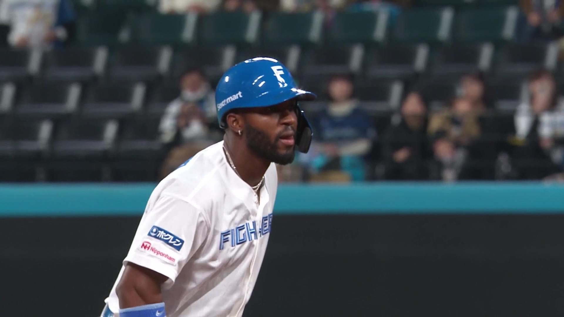 【8回裏】ファイターズ・カストロ レフト前への2点タイムリーヒットで同点に追いつく!! 2026年3月17日 北海道日本ハムファイターズ 対 横浜DeNAベイスターズ