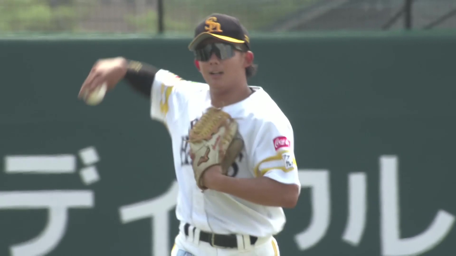 【ファーム】ファインプレー!! ホークス・石見颯真 半身の体勢から難しいフライをナイスキャッチ!! 2026年4月18日 福岡ソフトバンクホークス 対 オリックス・バファローズ