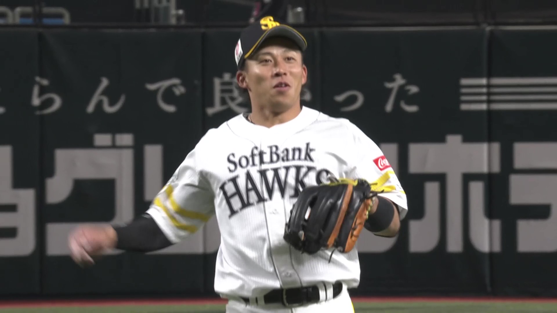 【1回表】華麗な守備!! ホークス・野村勇 ランニングスローで軽快にゴロを処理する!! 2026年3月3日 福岡ソフトバンクホークス 対 東京ヤクルトスワローズ