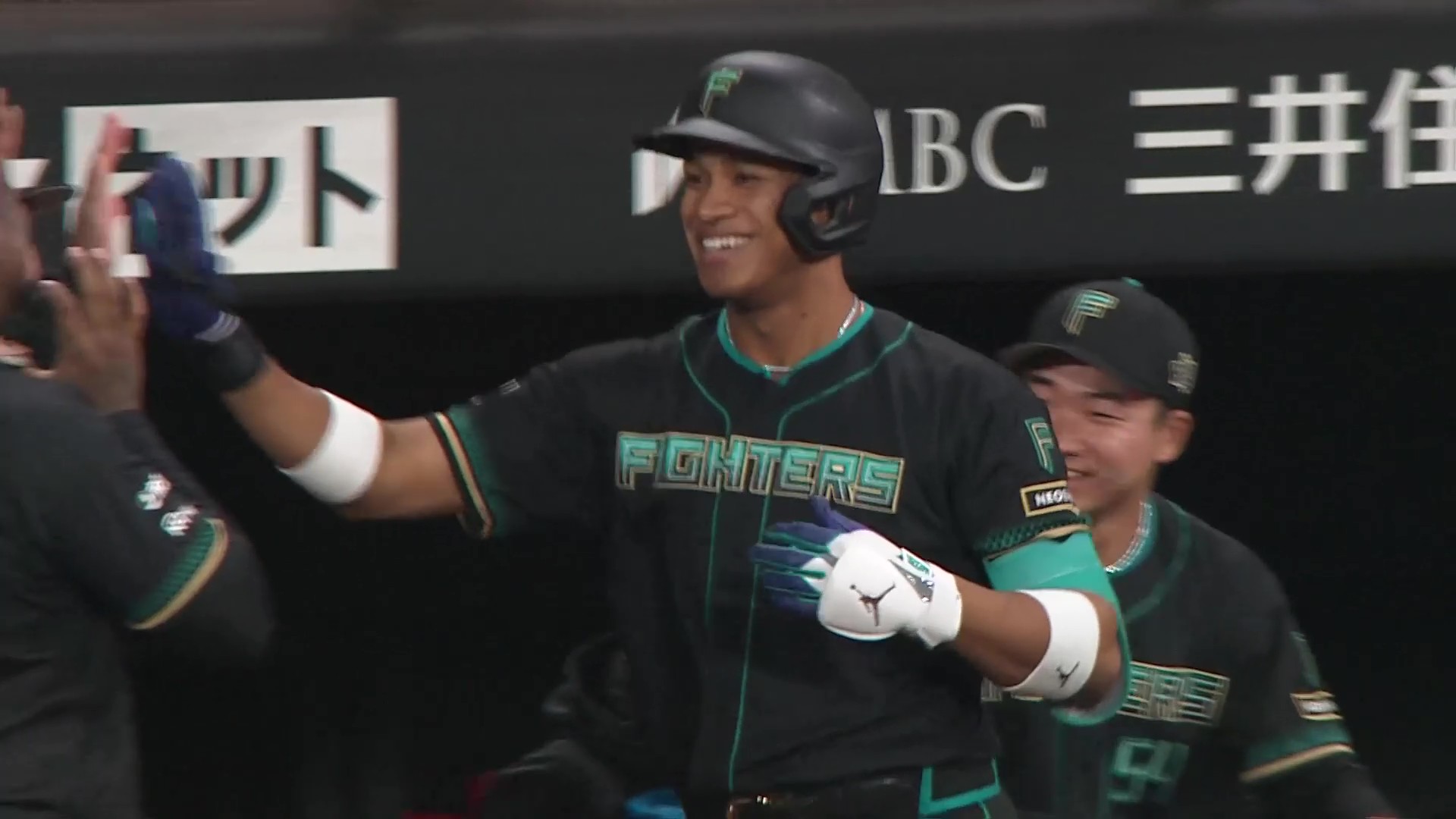 【4回裏】貴重な追加点!! ファイターズ・万波中正 ライトへの第7号ソロホームランを放つ!! 2026年4月17日 北海道日本ハムファイターズ 対 埼玉西武ライオンズ