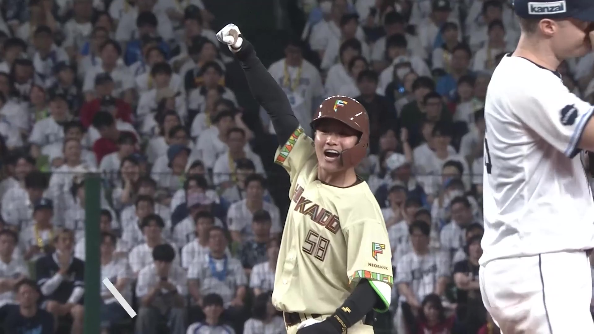 【9回表】初球で決めた!! ファイターズ・奈良間大己 ライトへのタイムリー2ベースヒットで遂に勝ち越し!! 2026年6月27日 埼玉西武ライオンズ 対 北海道日本ハムファイターズ