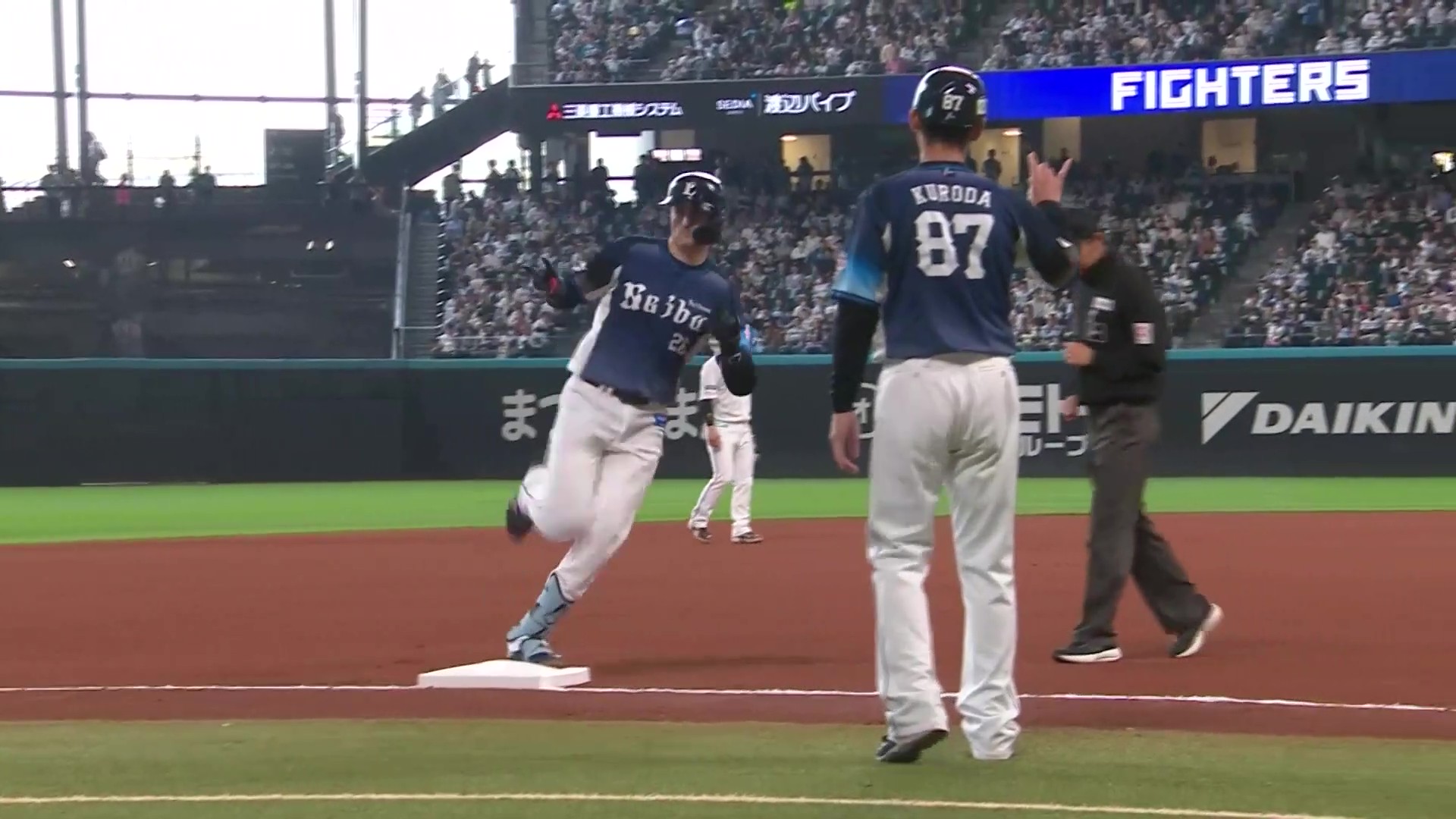 【4回表】ライオンズ・ネビン 止まらない!! 2打席連続の一発は同点アーチ!! 2026年5月16日 北海道日本ハムファイターズ 対 埼玉西武ライオンズ