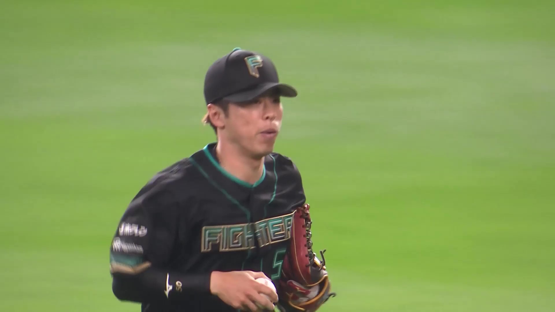 【4回表】俊足を活かした好プレー!! ファイターズ・五十幡亮汰 頭上を越えそうな打球をランニングキャッチ!! 2026年3月20日 北海道日本ハムファイターズ 対 東京ヤクルトスワローズ