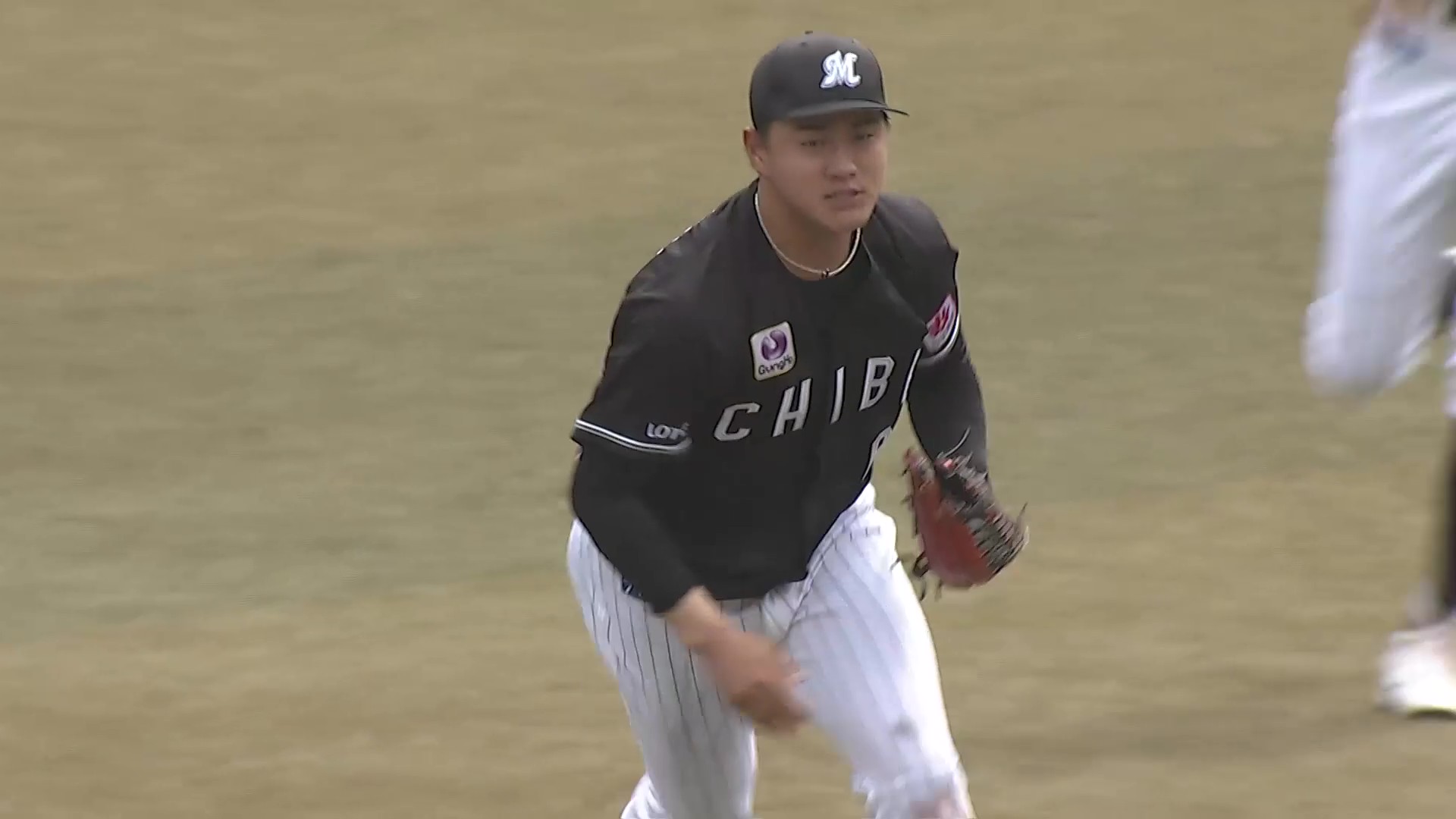 【2回表】攻守で躍動!! マリーンズ・西川史礁 レフト前に落ちそうな打球をダイビングキャッチ!! 2026年4月5日 千葉ロッテマリーンズ 対 福岡ソフトバンクホークス