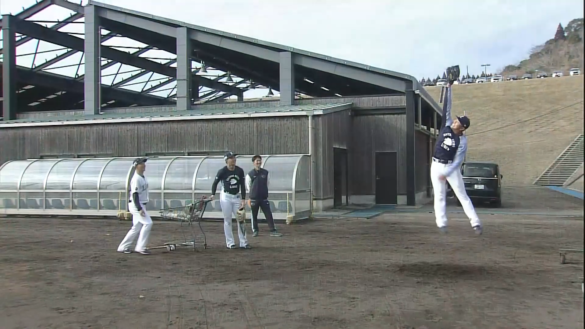 【春季キャンプ】掴み取れ!! ライオンズ・蛭間拓哉が個別練習でジャンピングキャッチに挑戦!! 2026年2月5日 埼玉西武ライオンズ