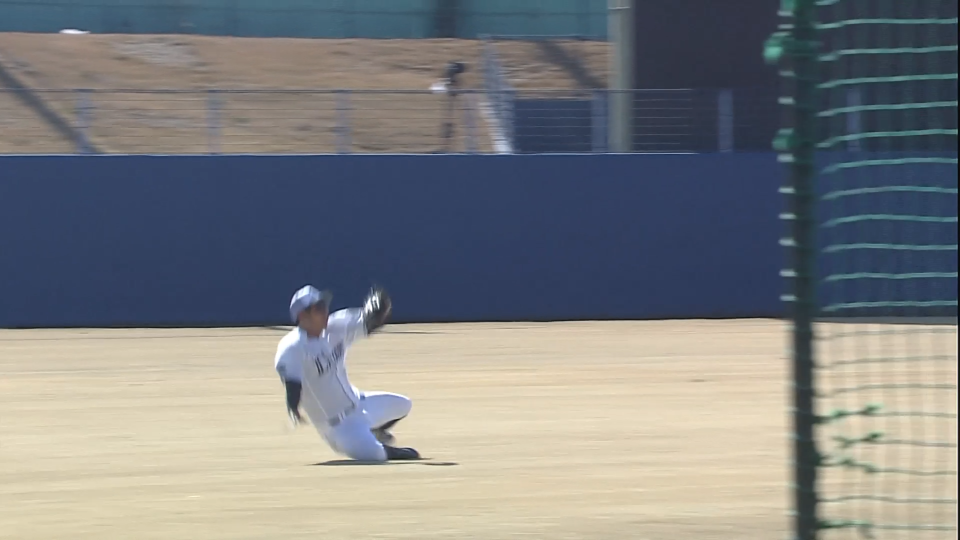 【春季キャンプ】ライオンズ・桑原将志が華麗なスライディングキャッチと送球で魅せる!! 2026年2月3日 埼玉西武ライオンズ