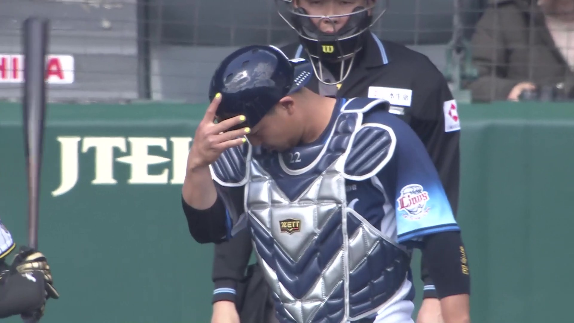 【1回裏】ライオンズ・古賀悠斗 持ち前の強肩を活かした正確な送球で盗塁阻止!! 2026年3月10日 阪神タイガース 対 埼玉西武ライオンズ