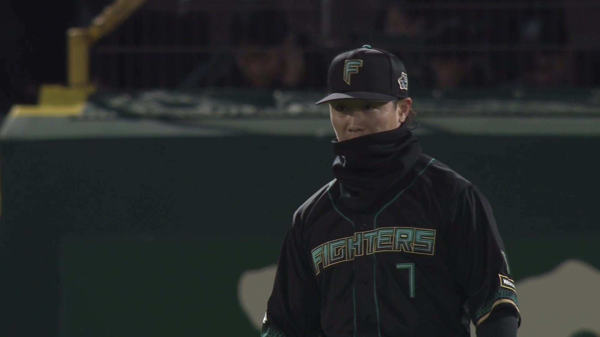 【3回裏】球際の強さ!! ファイターズ・西川遥輝 見事なスライディングキャッチで魅せる!! 2026年4月8日 東北楽天ゴールデンイーグルス 対 北海道日本ハムファイターズ