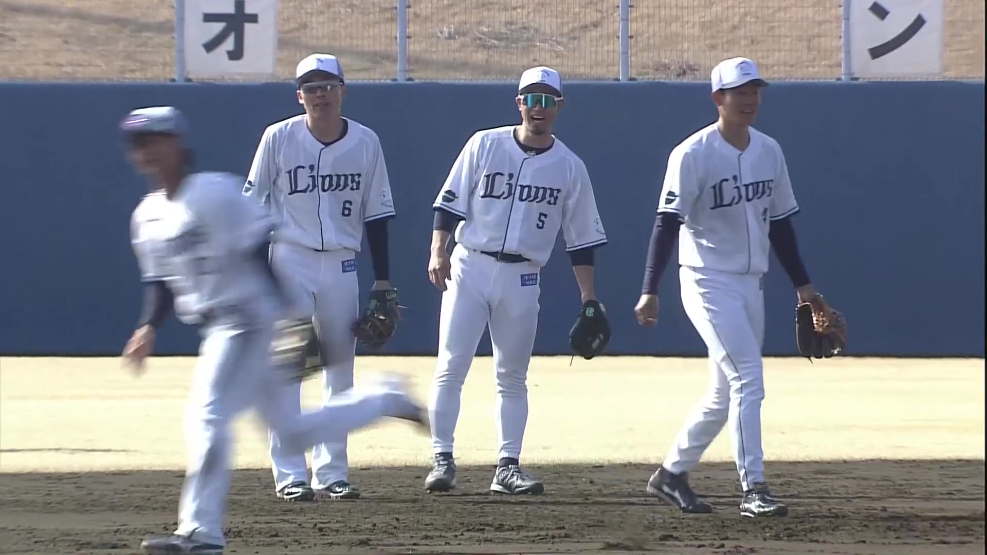【春季キャンプ】ライオンズ・石井一成や外崎修汰ら内野手陣がノックでナイスプレーを連発!! 2026年2月2日 埼玉西武ライオンズ