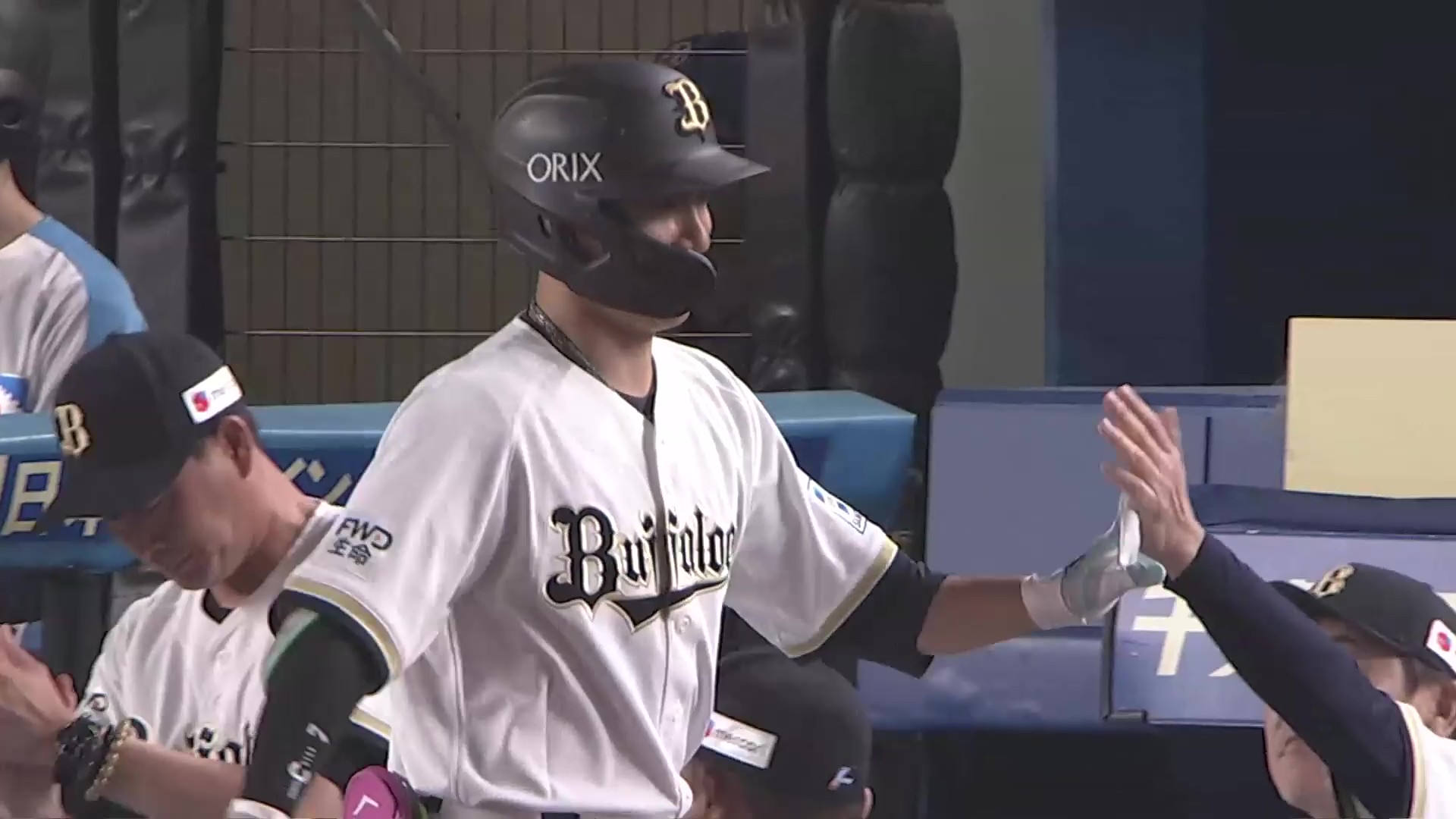 【9回表】すくい上げた!! バファローズ・西川龍馬 高々と上がった打球は第6号のソロホームラン!! 2026年7月12日 千葉ロッテマリーンズ 対 オリックス・バファローズ
