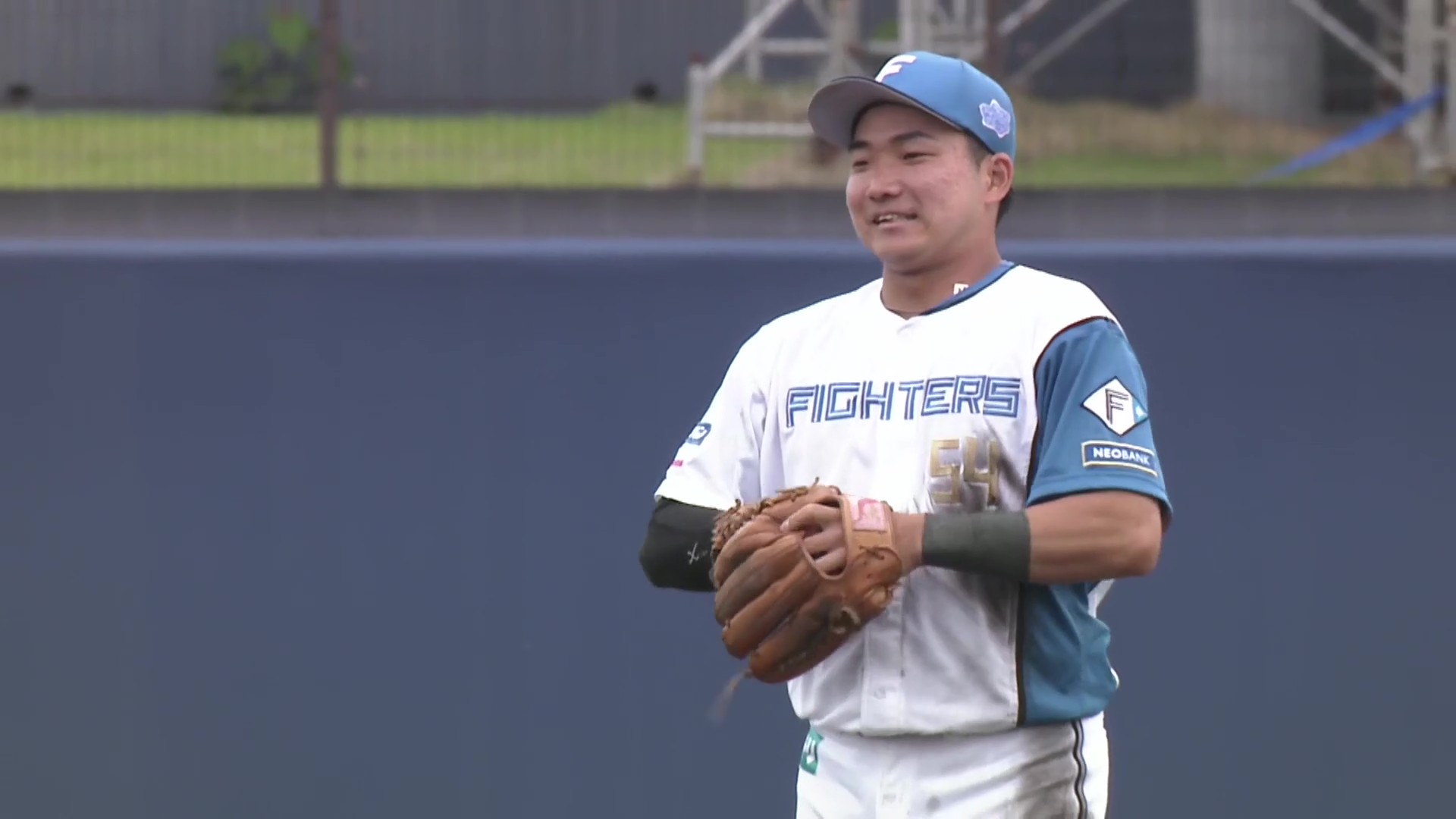 【ファーム】ナイスプレー!! ファイターズ・山縣秀 一二塁間抜けそうな打球を横っ飛びで処理しアウトを奪う!! 2026年5月24日 北海道日本ハムファイターズ 対 東京ヤクルトスワローズ