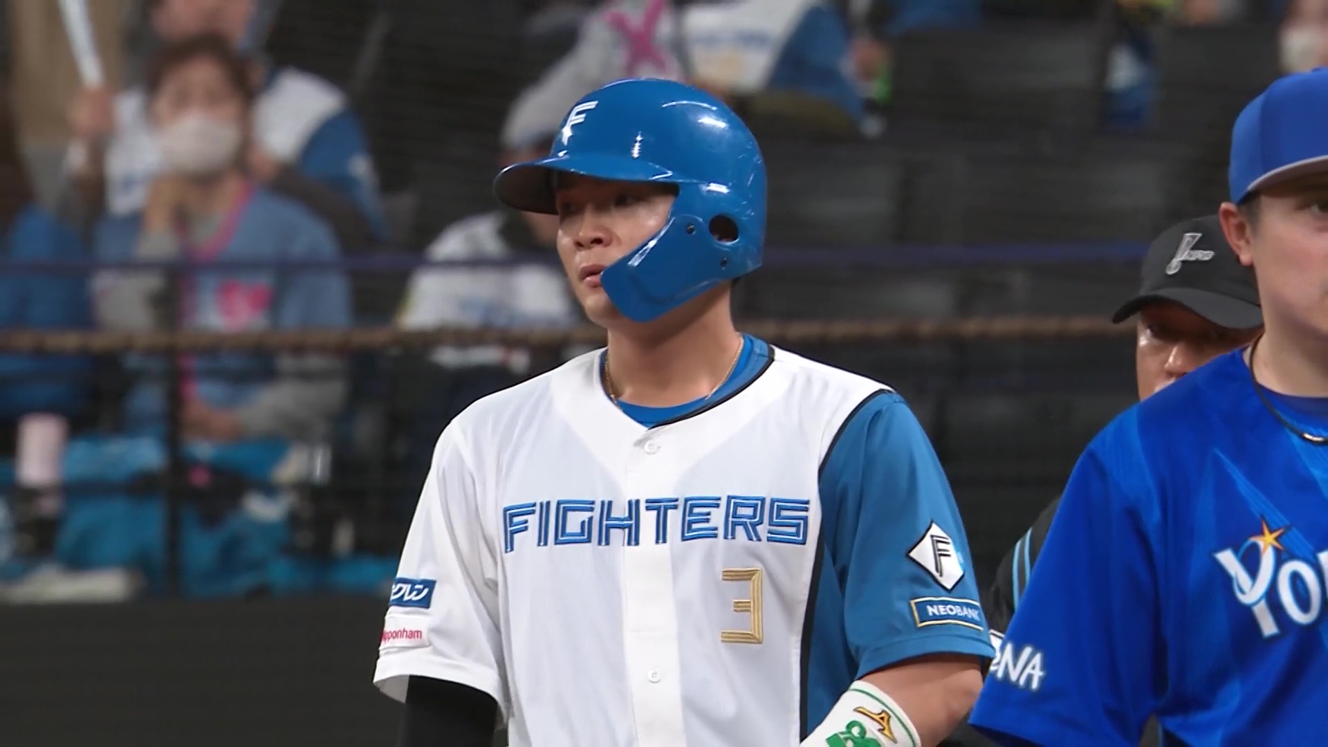 【3回裏】ファイターズ・郡司裕也 バットを折りながらも力強く引っ張り勝ち越しのタイムリーヒットを放つ!! 2026年3月17日 北海道日本ハムファイターズ 対 横浜DeNAベイスターズ