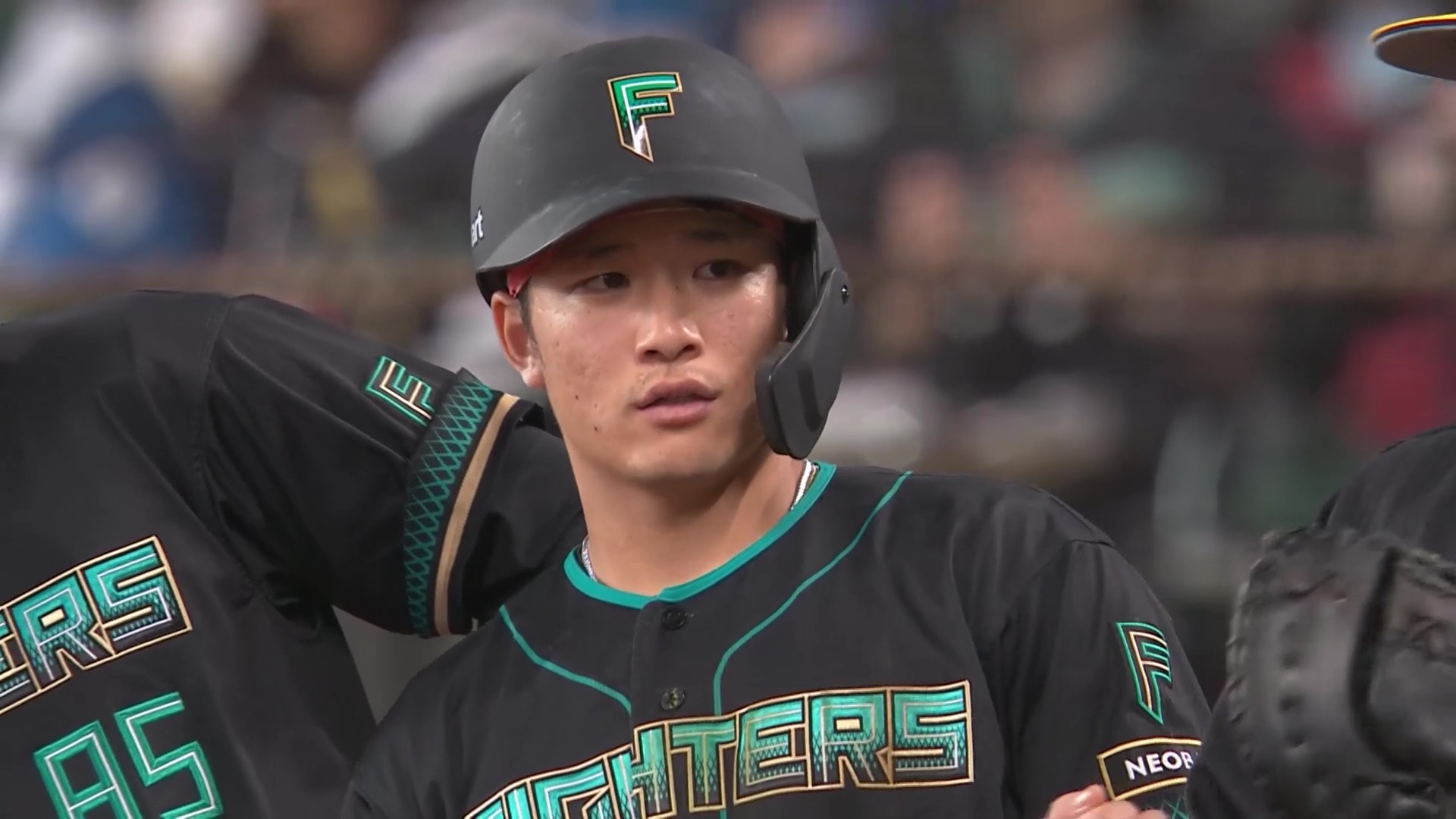 【3回裏】この回一挙4得点!! ファイターズ・奈良間大己 センターへのタイムリーヒット!! 2026年4月12日 北海道日本ハムファイターズ 対 福岡ソフトバンクホークス