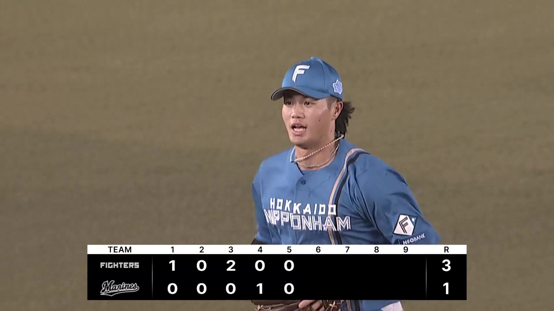 【5回裏】失点を防ぐ!! ファイターズ・細川凌平 センター前に落ちそうな打球をダイビングキャッチ!! 2026年8月21日 千葉ロッテマリーンズ 対 北海道日本ハムファイターズ