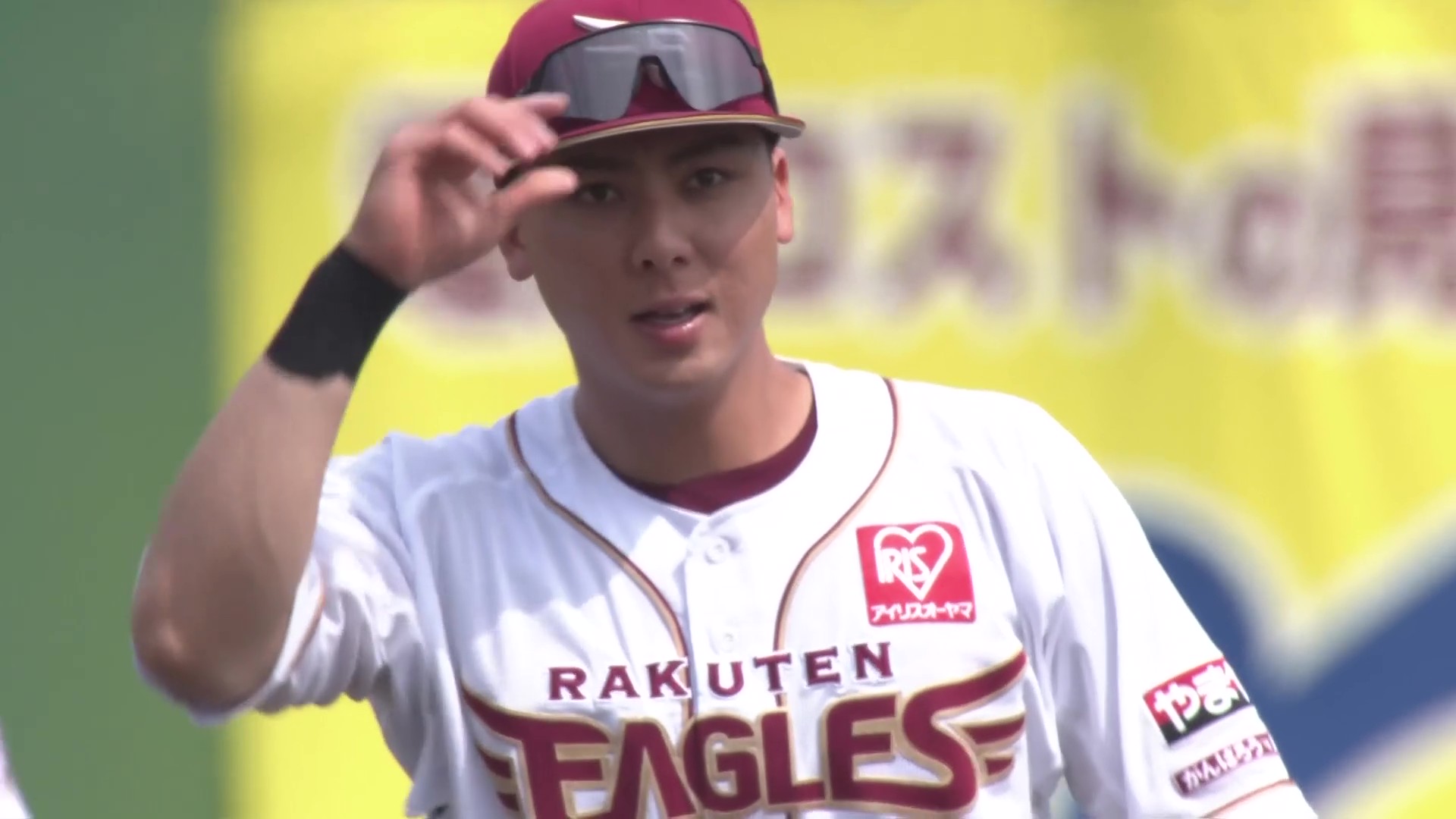 【4回表】守備で魅せる!! イーグルス・村林一輝 三遊間の深い当たりを処理しアウトを奪う!! 2026年5月31日 東北楽天ゴールデンイーグルス 対 東京ヤクルトスワローズ
