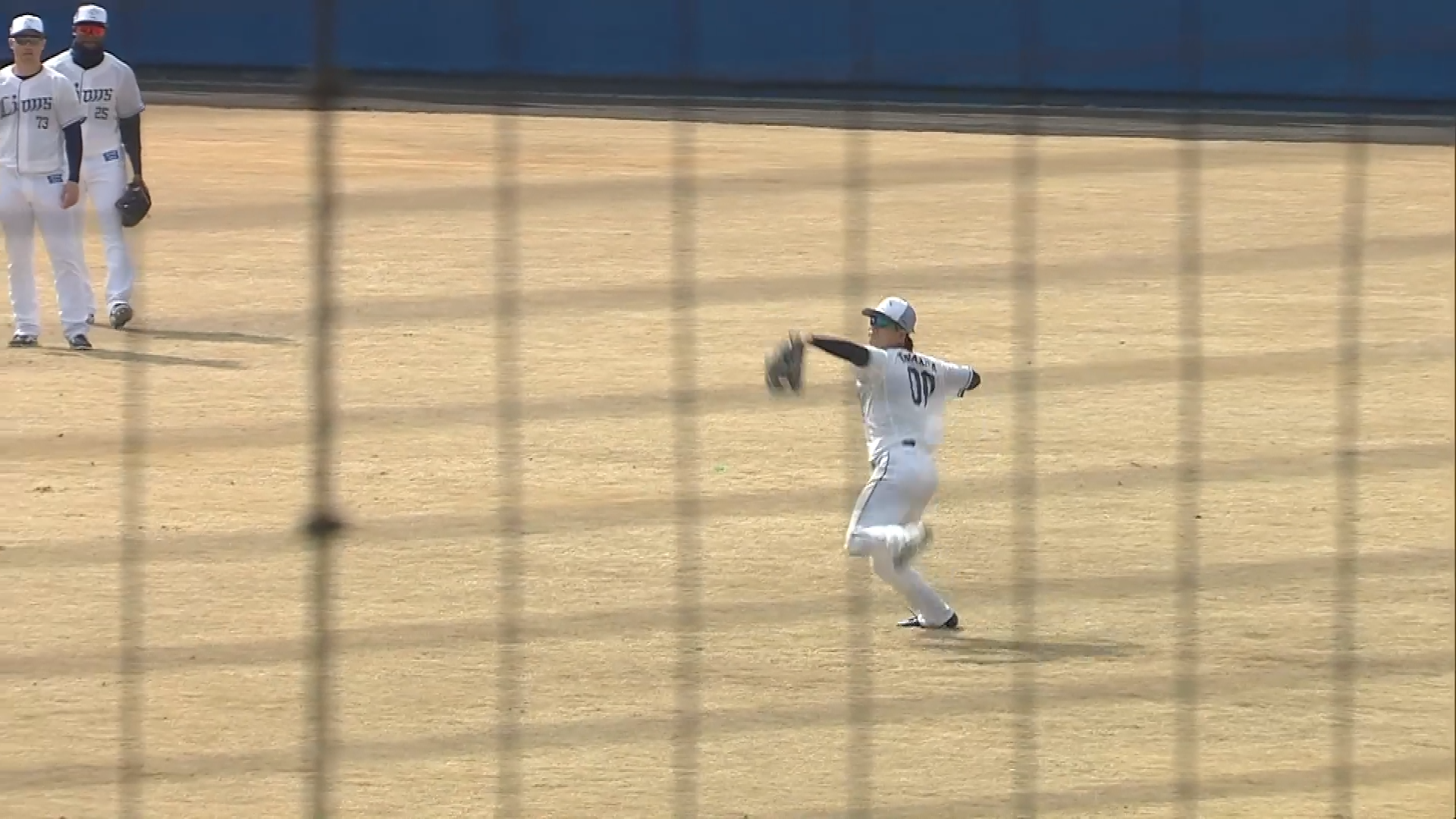 【春季キャンプ】ライオンズ・仲田慶介と新外国人のカナリオが外野から相次いでの好返球!! 2026年2月7日 埼玉西武ライオンズ